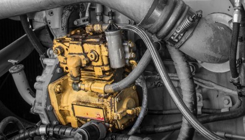 Truck Air Compressor Pumping Oil: Causes