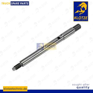 Shaft oil cleaner