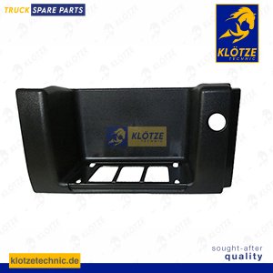 Step well case right