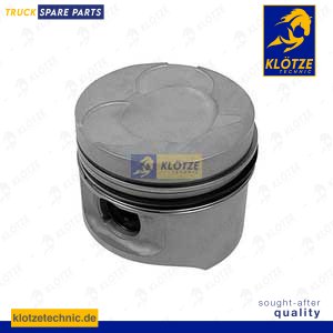 Piston complete with rings