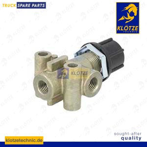 Reducing valve
